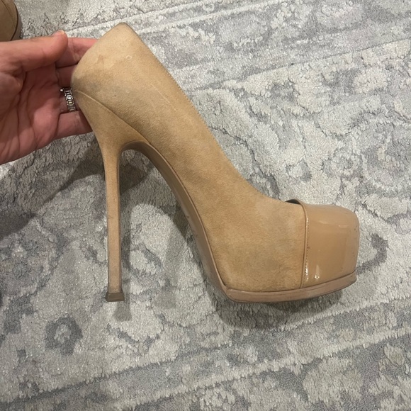 Yves Saint Laurent Tribtoo Suede and Patent Leather heal - Picture 9 of 12
